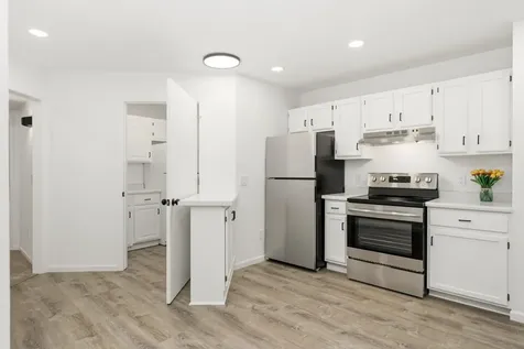 802 Spring Hill Court Woodbury MN 55125