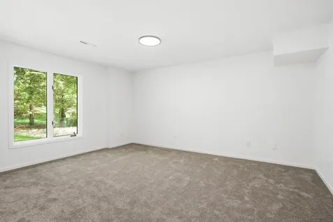 802 Spring Hill Court Woodbury MN 55125
