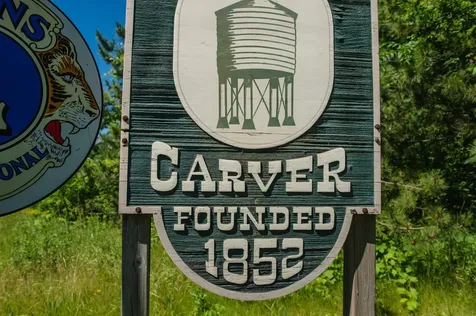 1931 Fulton Road Carver MN 55315