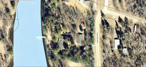 1469 Woodland Loop NW Baudette MN 56623