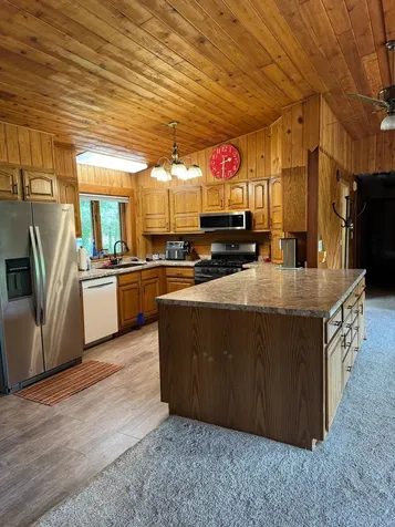 1469 Woodland Loop NW Baudette MN 56623