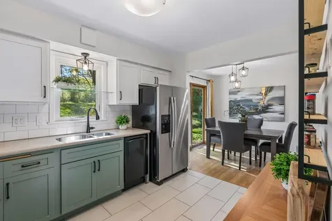 2966 Mildred Drive Roseville MN 55113