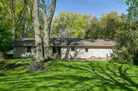 2966 Mildred Drive Roseville MN 55113