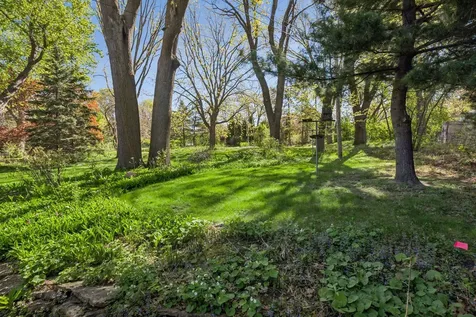 2966 Mildred Drive Roseville MN 55113