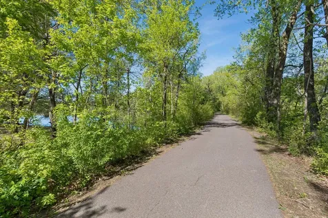 2966 Mildred Drive Roseville MN 55113