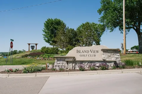 661 Sierra Parkway Waconia MN 55387