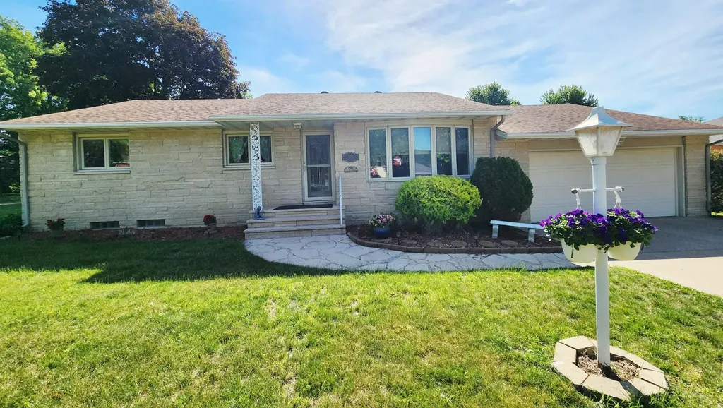 308 Emherst Street Winona MN 55987