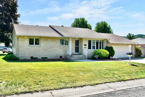 308 Emherst Street Winona MN 55987