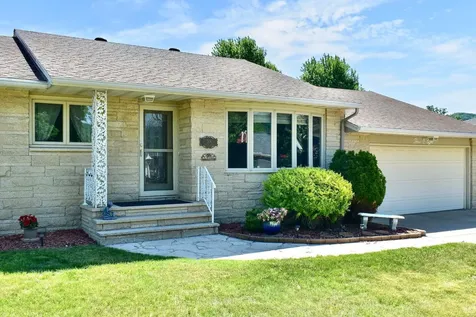 308 Emherst Street Winona MN 55987