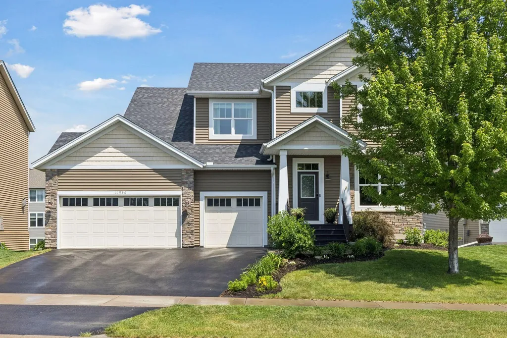 11946 32nd St N Lake Elmo MN 55042