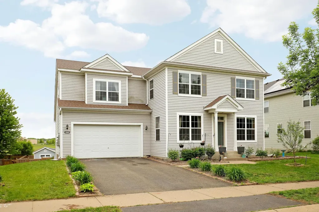 1969 Schoolmaster Drive Chaska MN 55318