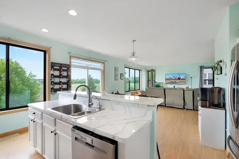 1969 Schoolmaster Drive Chaska MN 55318