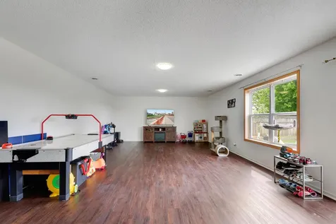 1969 Schoolmaster Drive Chaska MN 55318
