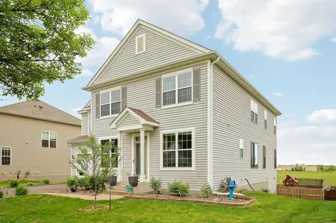 1969 Schoolmaster Drive Chaska MN 55318