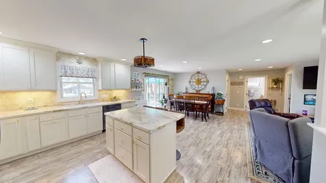 110 Hawthorne Street W Albert Lea MN 56007