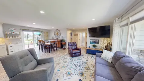 110 Hawthorne Street W Albert Lea MN 56007