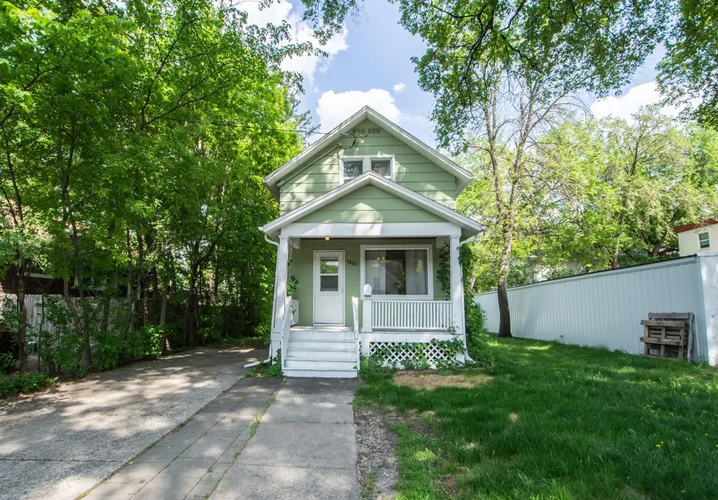 1007 11th Street N Fargo ND 58102