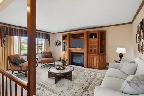 1112 Lyn Way Hastings MN 55033