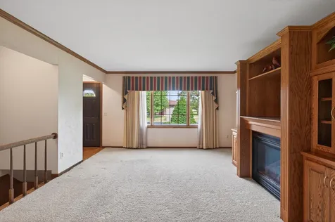 1112 Lyn Way Hastings MN 55033