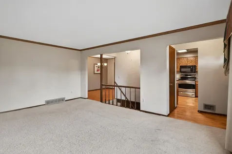 1112 Lyn Way Hastings MN 55033