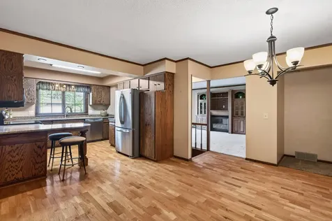 1112 Lyn Way Hastings MN 55033