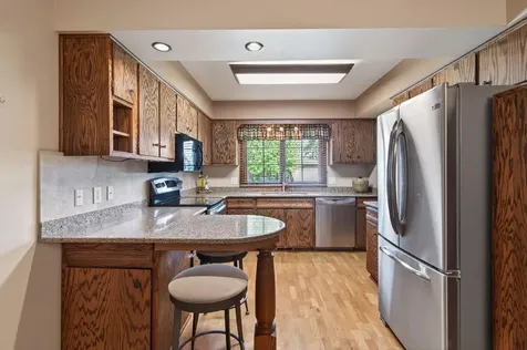 1112 Lyn Way Hastings MN 55033
