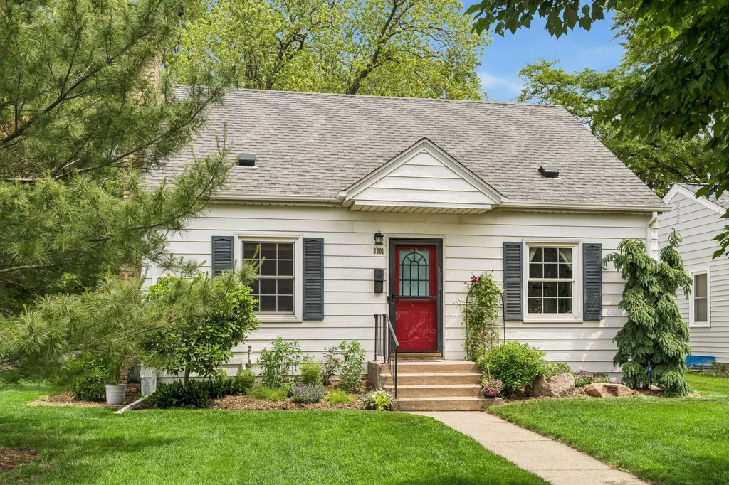 3301 Brownlow Avenue Saint Louis Park MN 55426
