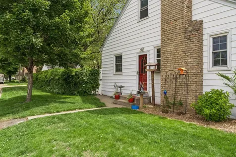 3301 Brownlow Avenue Saint Louis Park MN 55426