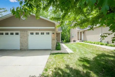 3156 River Falls Court NW Rochester MN 55901