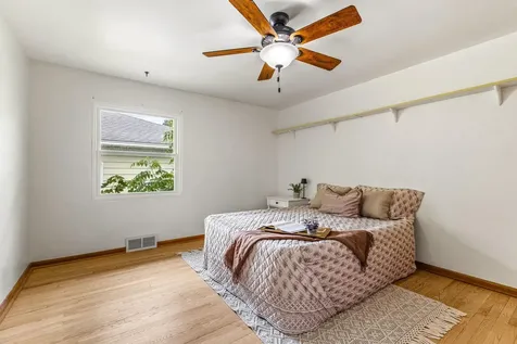 334 Margaret Street Eau Claire WI 54701