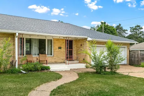 334 Margaret Street Eau Claire WI 54701