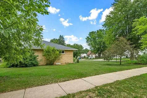 334 Margaret Street Eau Claire WI 54701