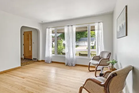 334 Margaret Street Eau Claire WI 54701