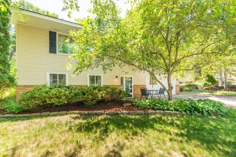 12905 Viking Drive Burnsville MN 55337