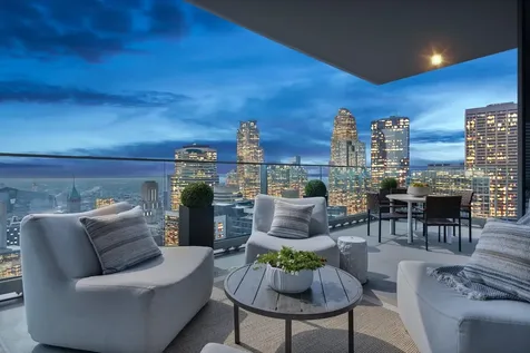 255 Hennepin Avenue Minneapolis MN 55401