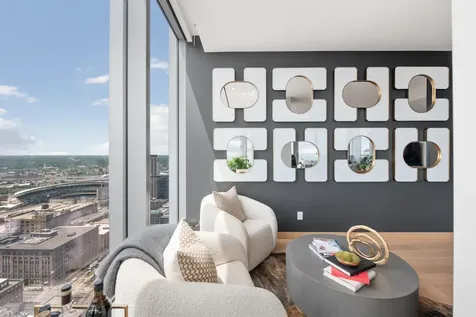 255 Hennepin Avenue Minneapolis MN 55401