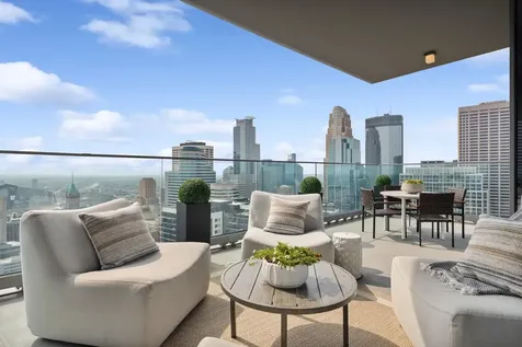 255 Hennepin Avenue Minneapolis MN 55401