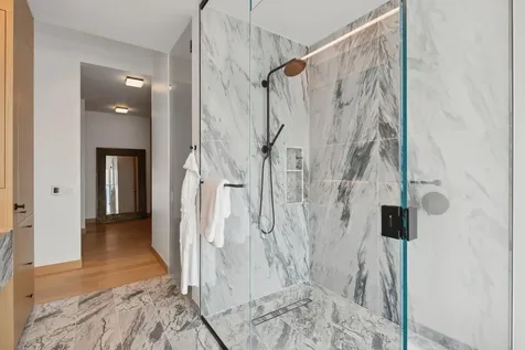 255 Hennepin Avenue Minneapolis MN 55401