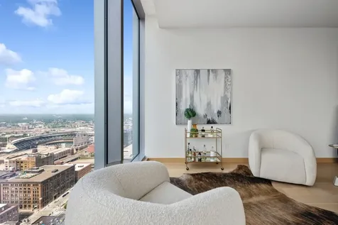 255 Hennepin Avenue Minneapolis MN 55401