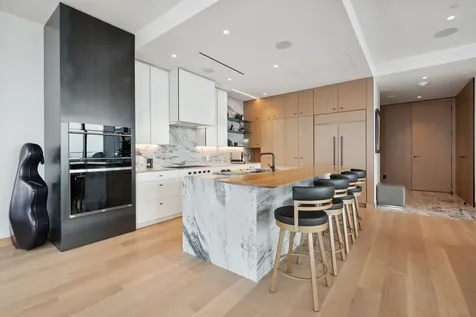 255 Hennepin Avenue Minneapolis MN 55401