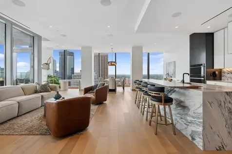 255 Hennepin Avenue Minneapolis MN 55401