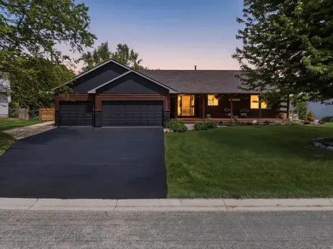 17594 S Gage Avenue Lakeville MN 55024