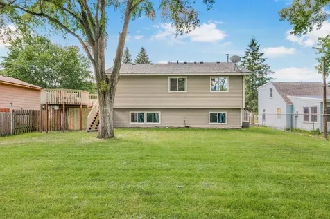 1065 89th Avenue NE Blaine MN 55434