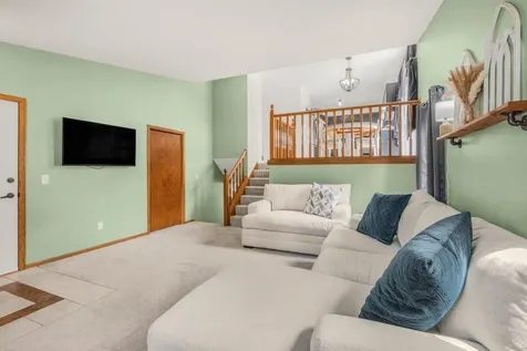 1065 89th Avenue NE Blaine MN 55434