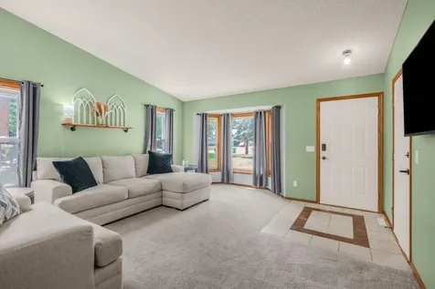 1065 89th Avenue NE Blaine MN 55434