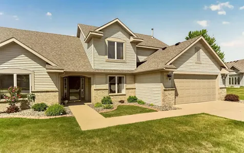 5211 Gemstone Lane NW Rochester MN 55901