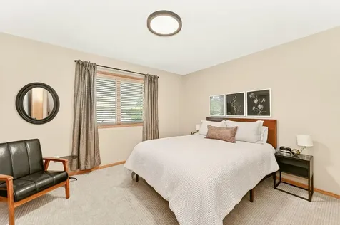 5211 Gemstone Lane NW Rochester MN 55901