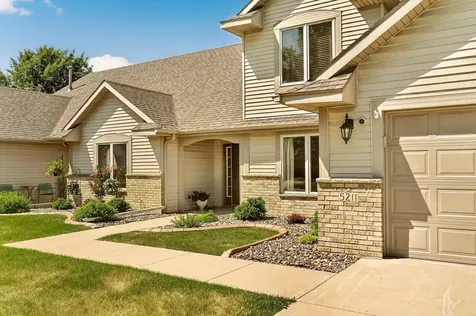 5211 Gemstone Lane NW Rochester MN 55901