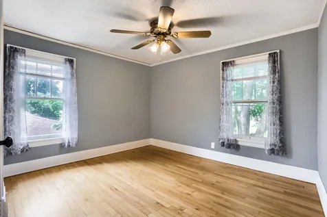 138 13th Avenue N South Saint Paul MN 55075