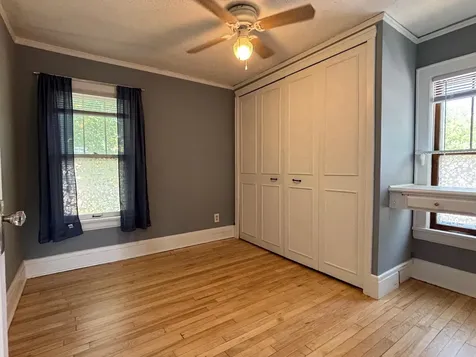 138 13th Avenue N South Saint Paul MN 55075